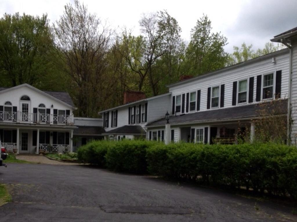 William Seward Inn Westfield Bagian luar foto